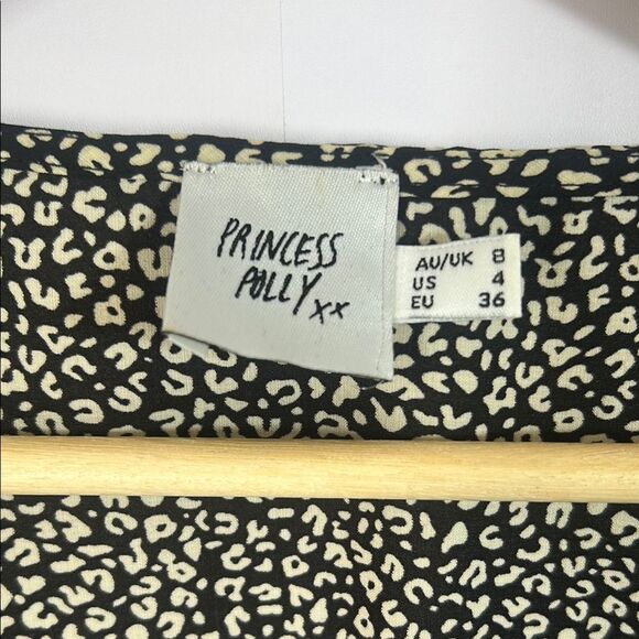 Princess Polly Black Tan Print Top Long Sleeve Wrap Splice Size 4 Blouse - Picture 4 of 7